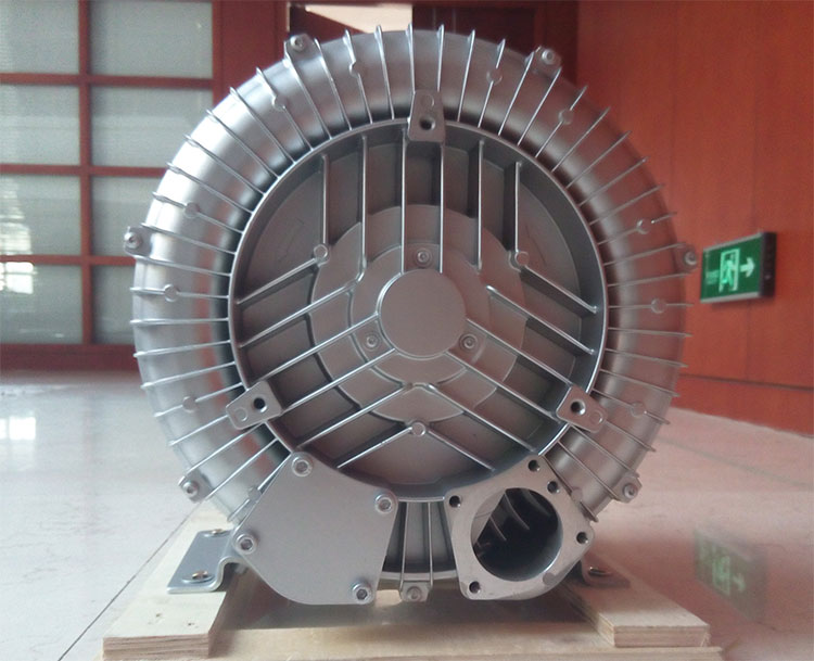 前進風風機